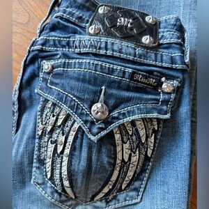 Size 29 signature boot cut Miss me jeans